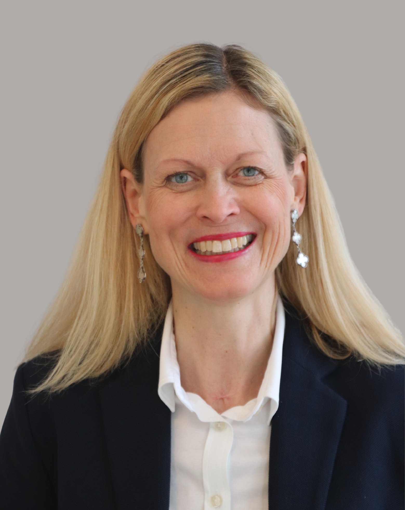 Dr. Maria Hubl