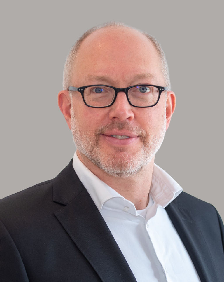 Dr. Georg Musil